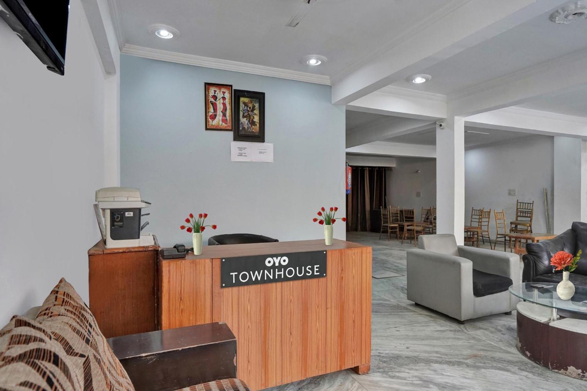 诺伊达 Collection O Samira Residency Near Botanic Garden Of Indian Republic酒店 外观 照片