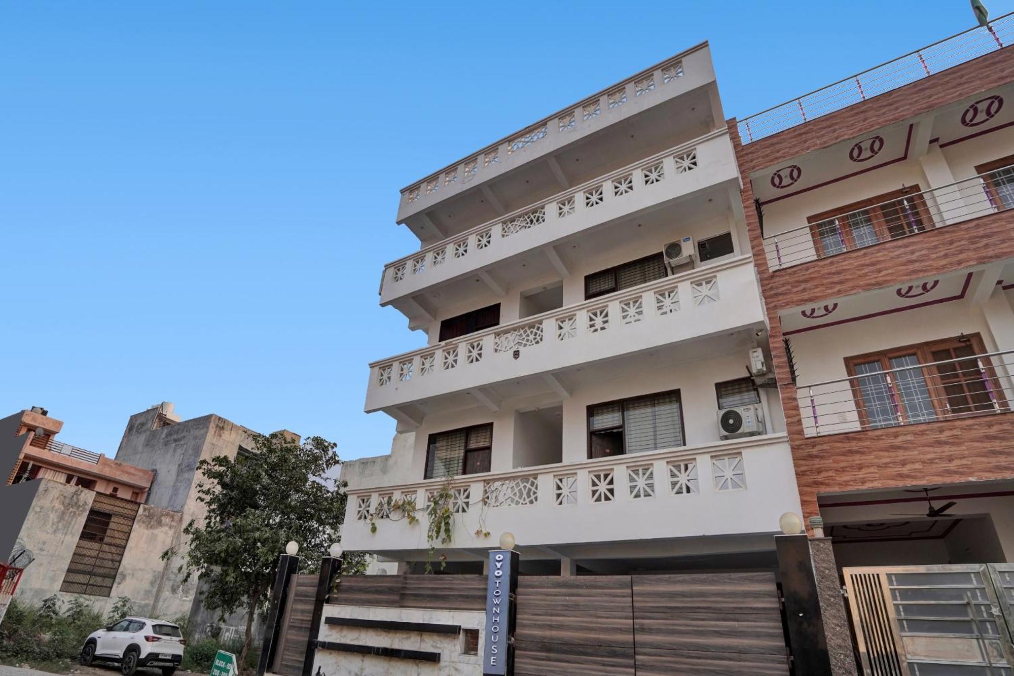 诺伊达 Collection O Samira Residency Near Botanic Garden Of Indian Republic酒店 外观 照片